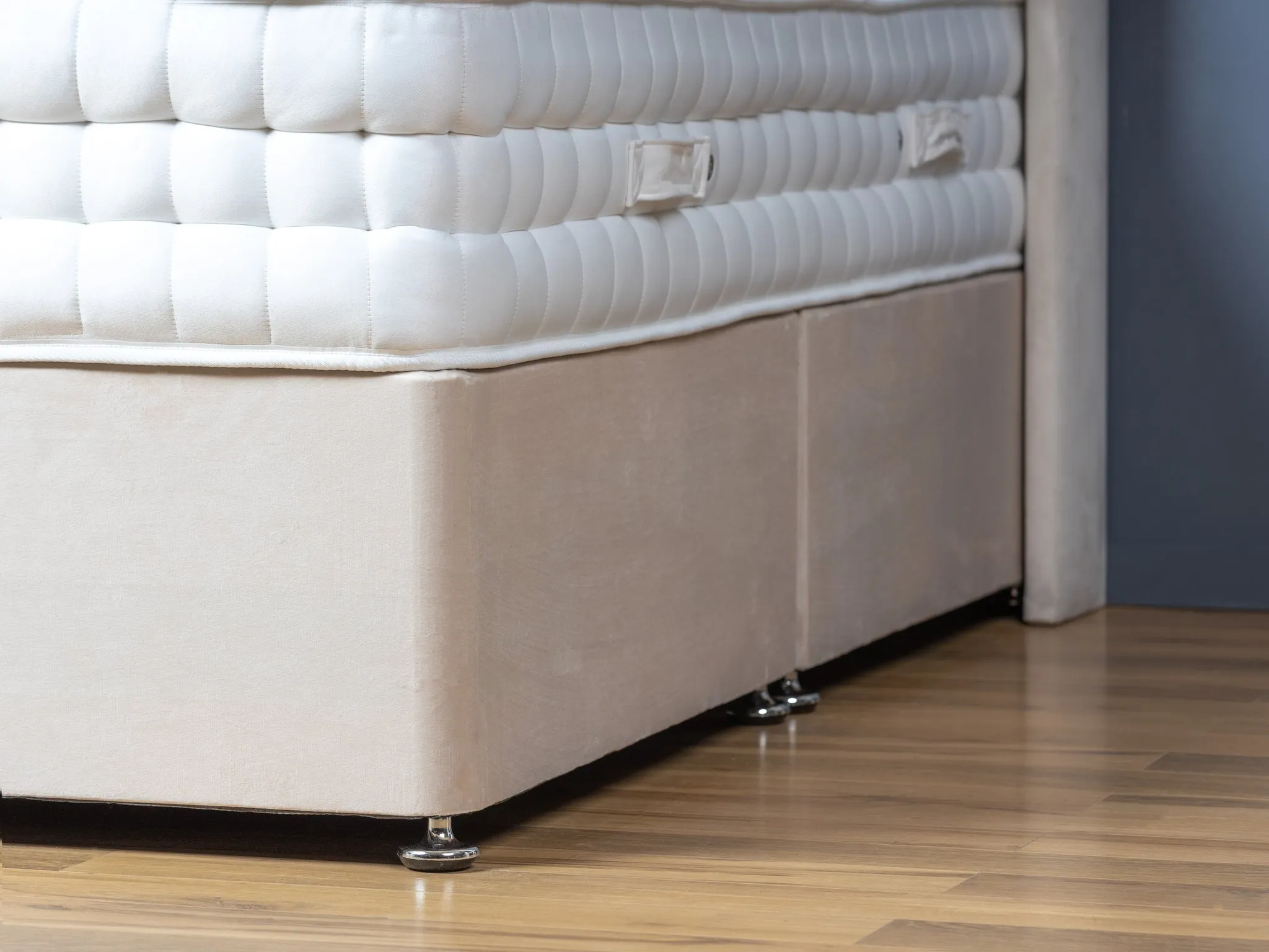 3 Panel Divan Bed Set With Mattress Options And Floorstanding Winged Headboard