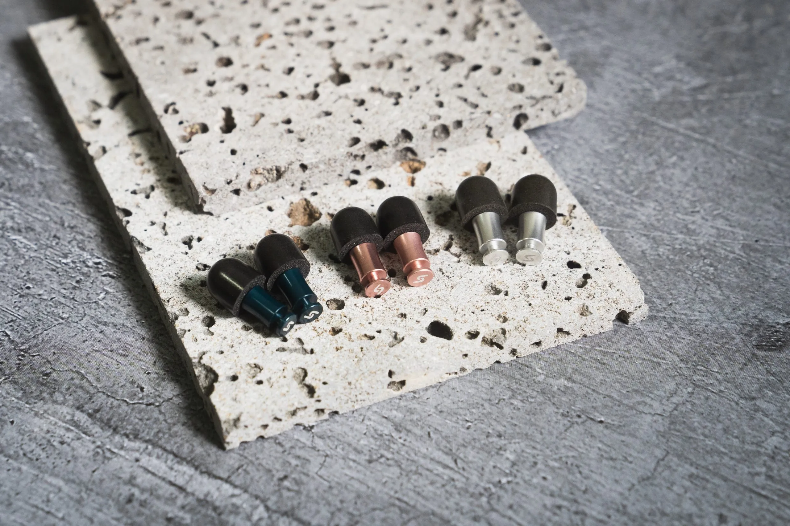 ATTENU8 Ear Plugs - Satin Silver
