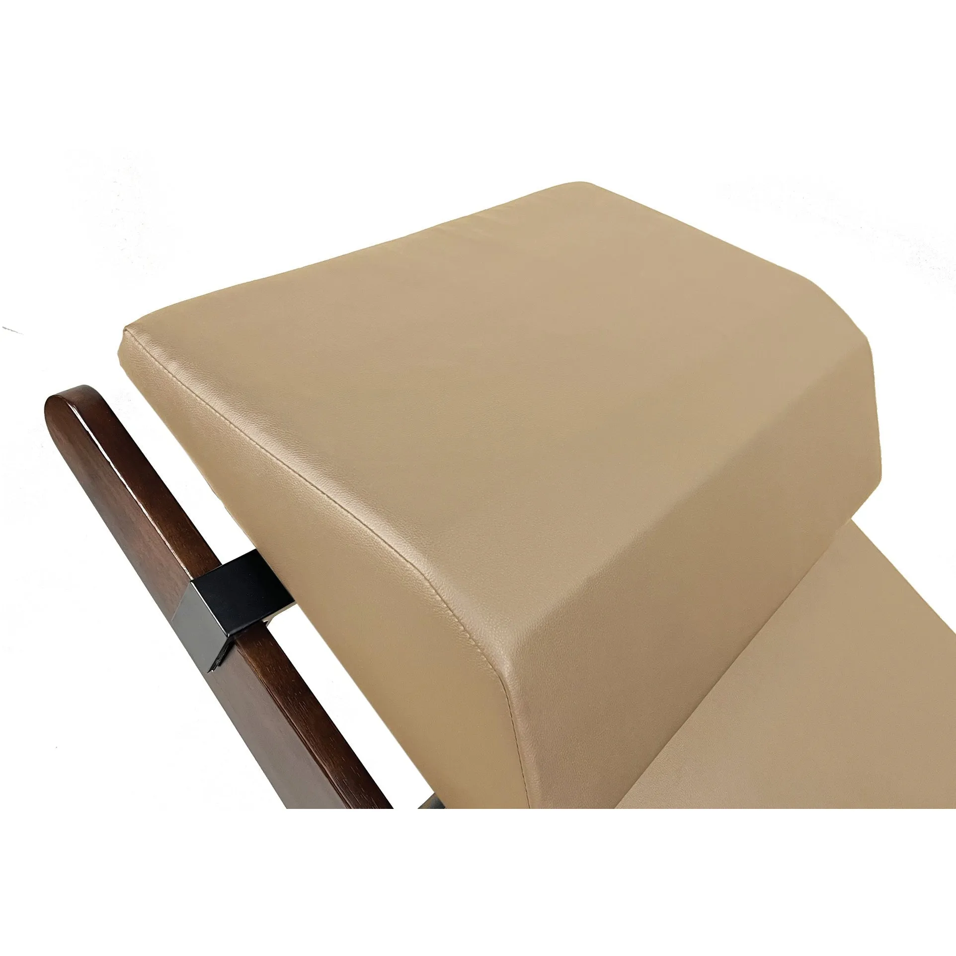 Breath Pedi-Lounge