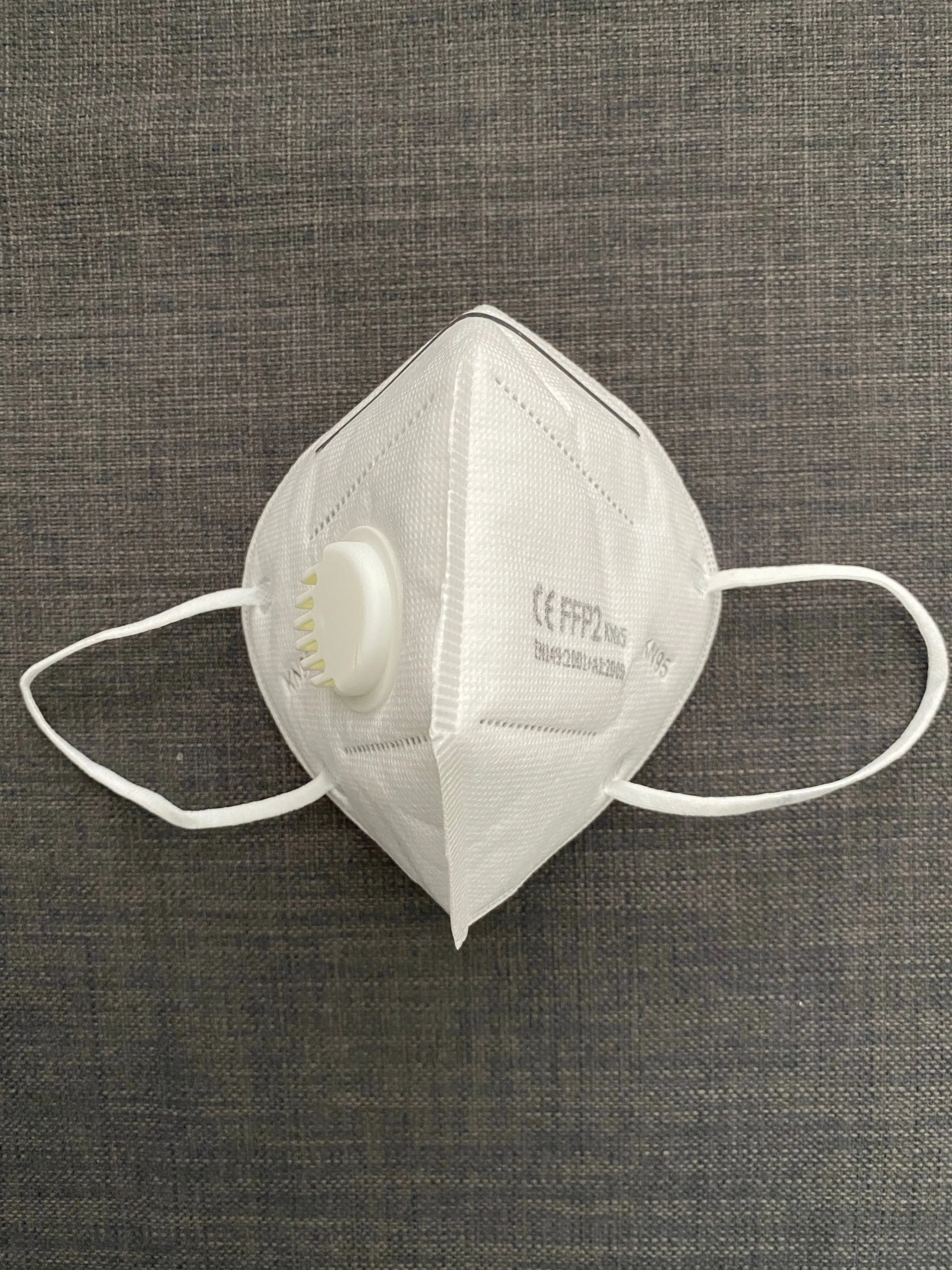 FFP2 Face Mask WITH VALVE, N95 folded Protective Mask