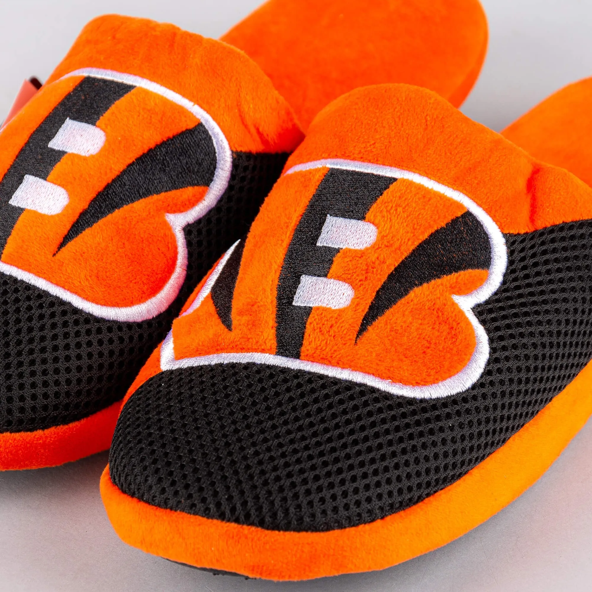 FOCO Cincinnati Bengals - NFL - Mens Team Stripe Slipper - Orange/Black