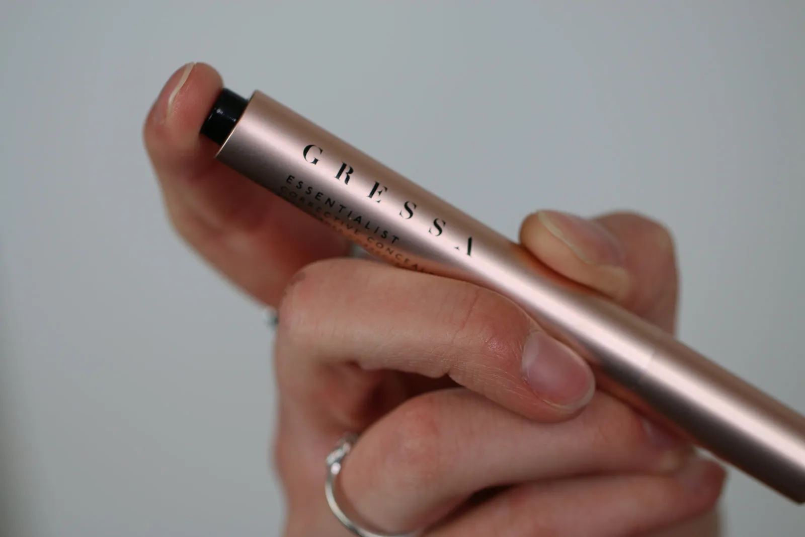 Gressa The Essentialist - Concealer Clickstick