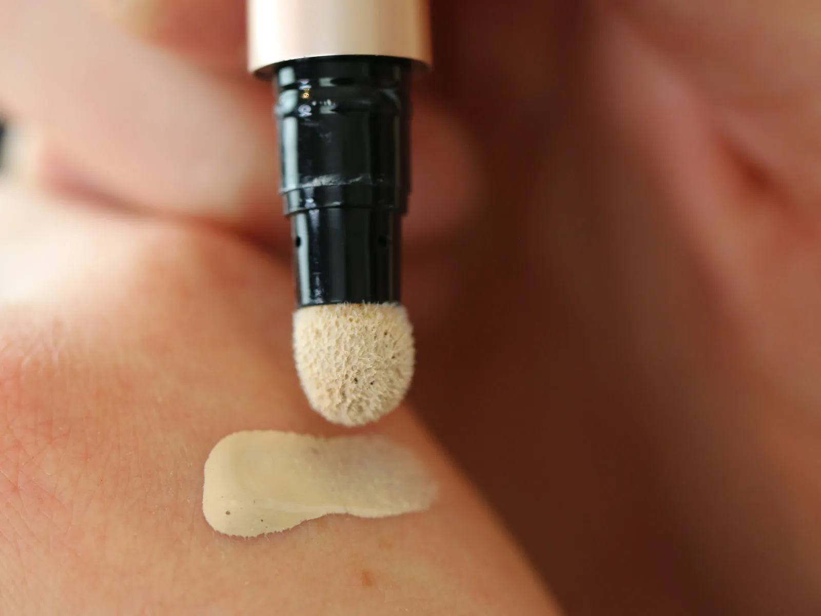 Gressa The Essentialist - Concealer Clickstick