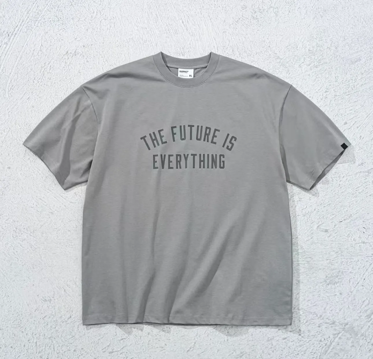 MASS 25SS SLOGAN TEE