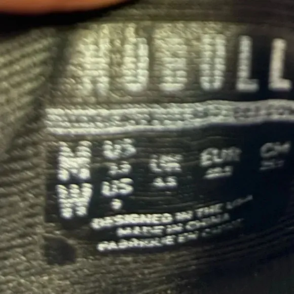 MEN'S NOBULL OUTWORK size 7.5 (women 9) like brand new