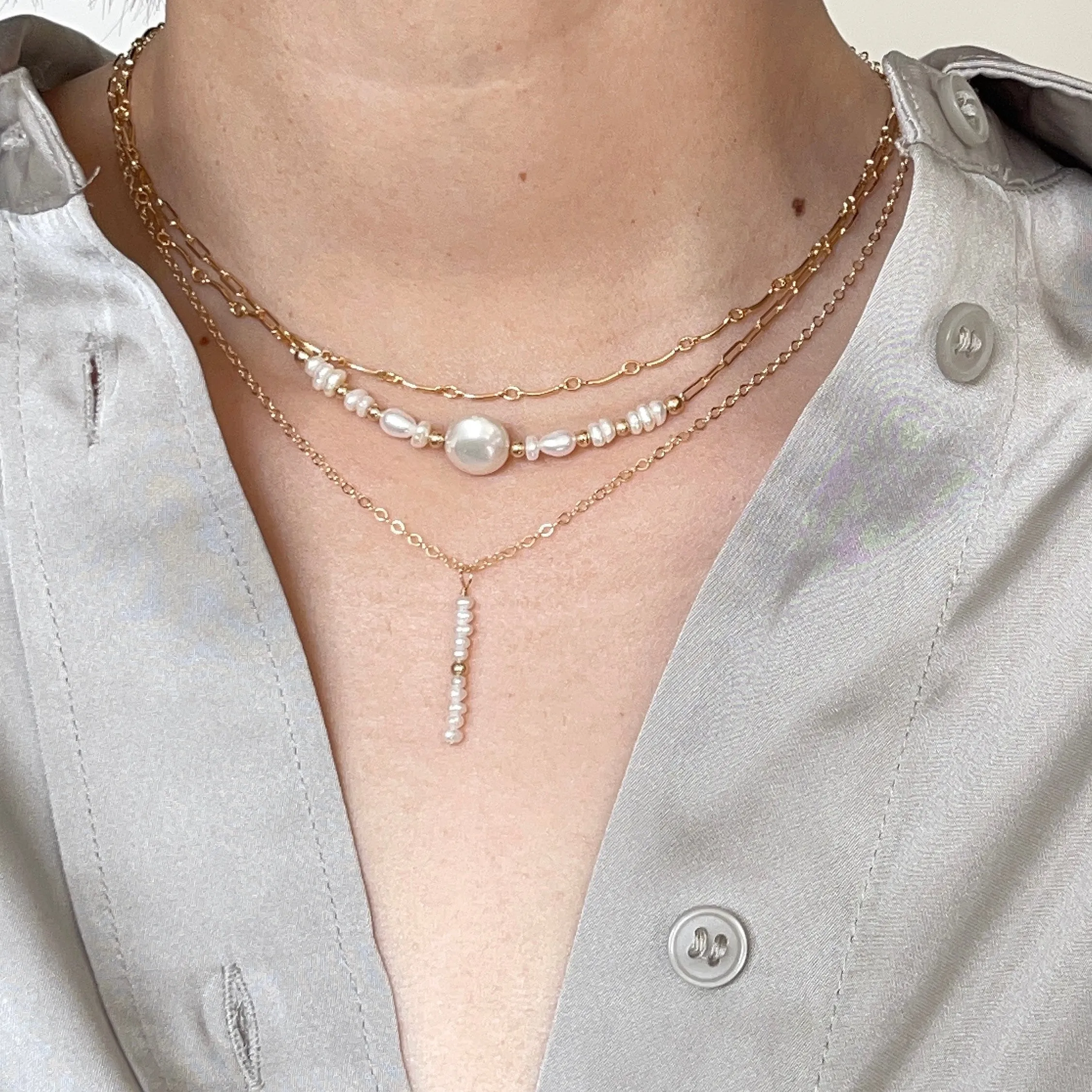 Moon Bar Necklace