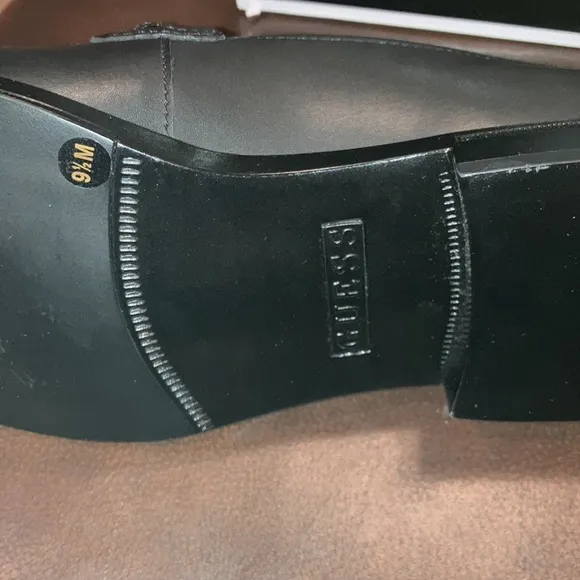 New BLACK Guess Hendo