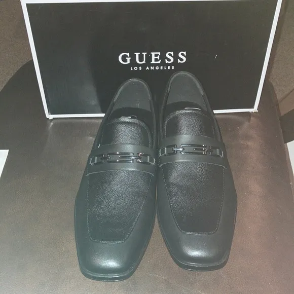 New BLACK Guess Hendo