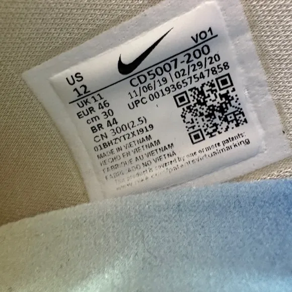 Nike LeBron 17 Low “Easter” 2020 - Mens Size 12 (CD5007-200) original box