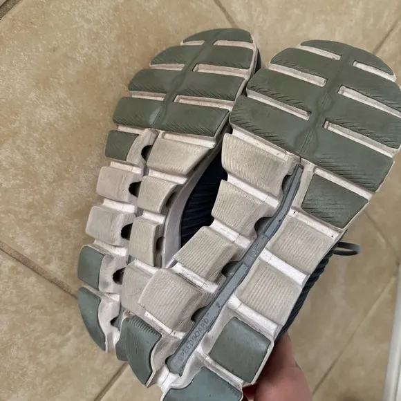 On Cloudswift Men’s Running Shoes
