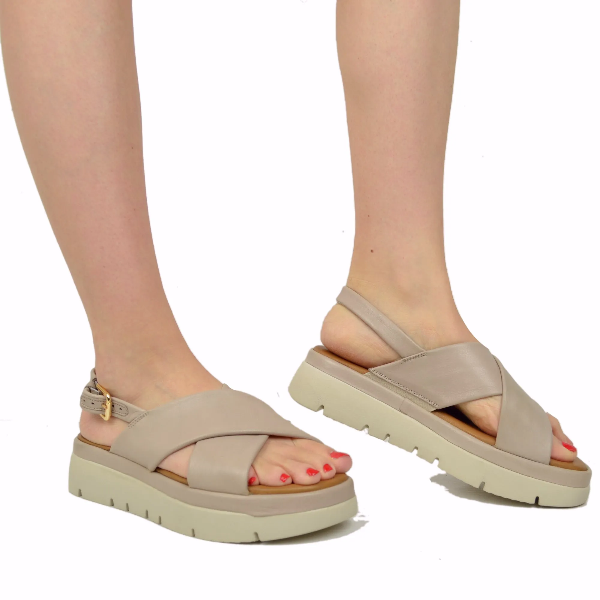 Sandali Donna Cipria con fasce incrociate e Suola in Memory Foam