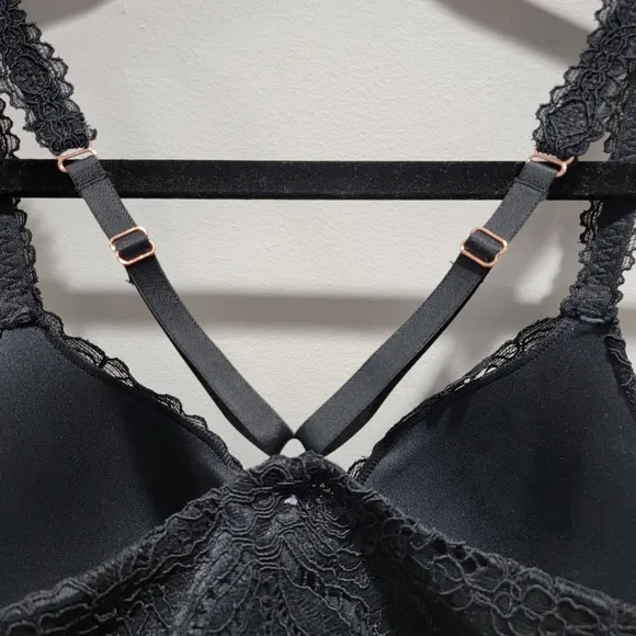 Savage X Fenty Romantic Corded Lace Front-Closure Push-Up Bra Black