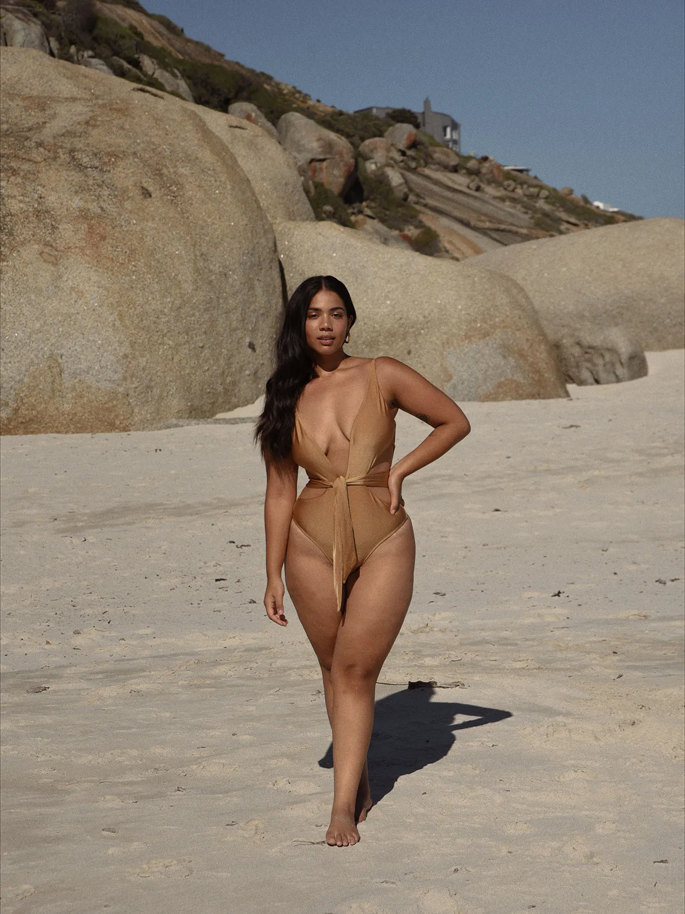 SHOWTIME - Cutout One Piece • Glazed Sand