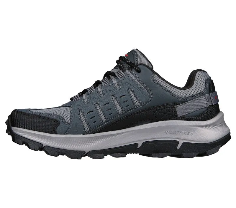 Skechers 237501 Equalizer 5.0 Trail-Solix Walking-Sneaker für Herren, weite Passform, Anthrazit/Schwarz