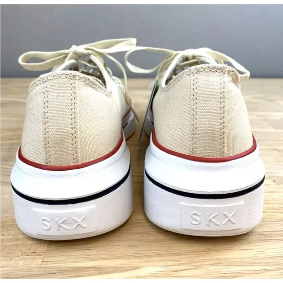 Skechers Cordova Classic New Standard WOMEN'S Sneaker Off White Tan Size 8.5 NWT