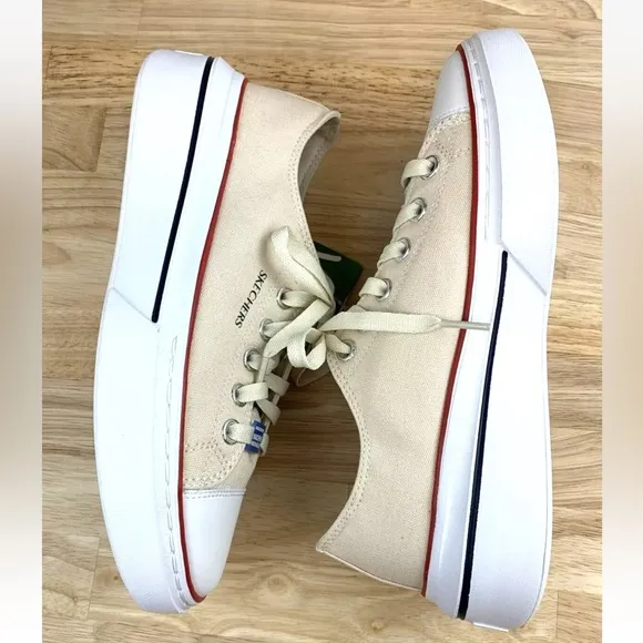 Skechers Cordova Classic New Standard WOMEN'S Sneaker Off White Tan Size 8.5 NWT