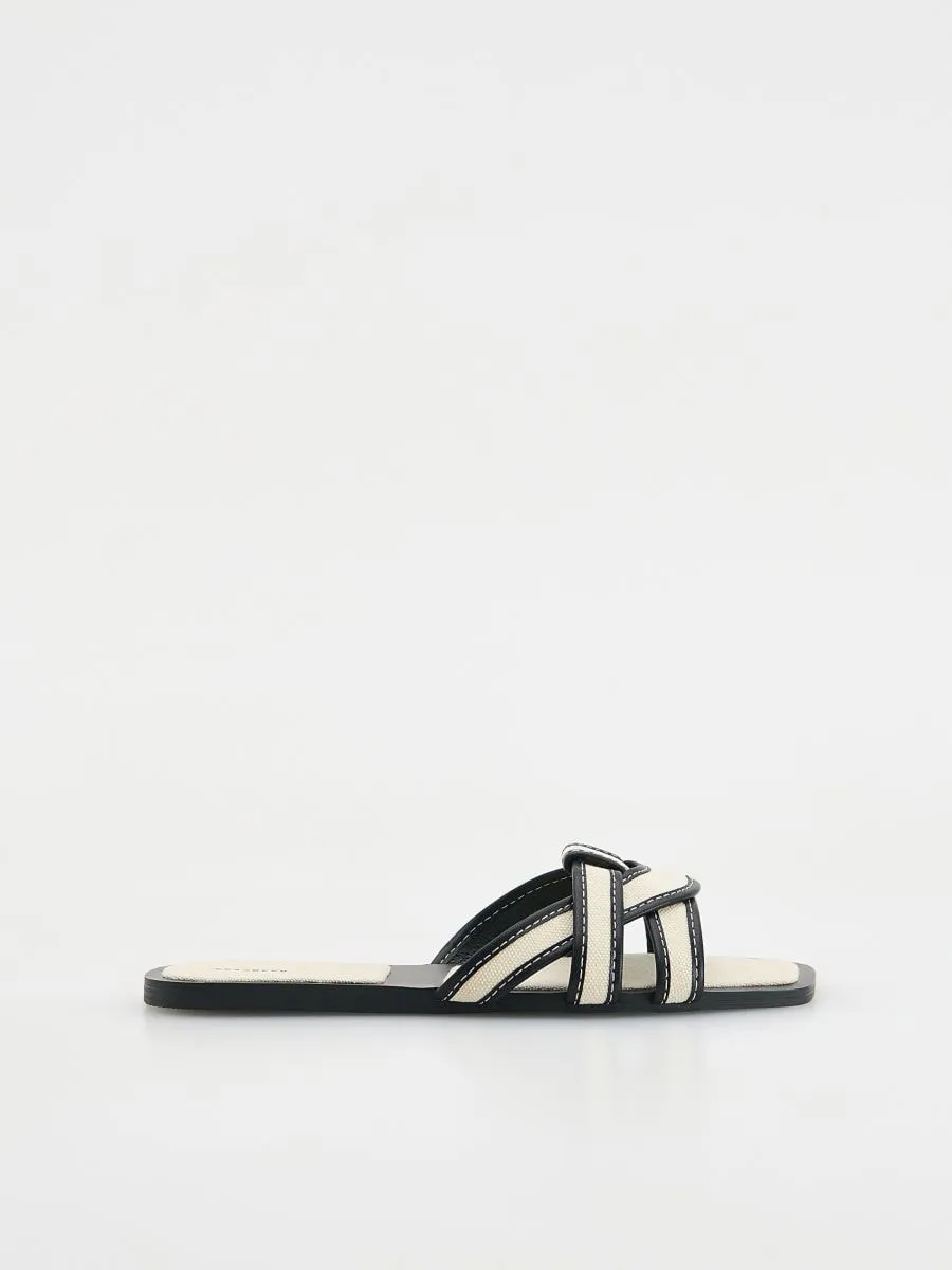 Sliders with straps