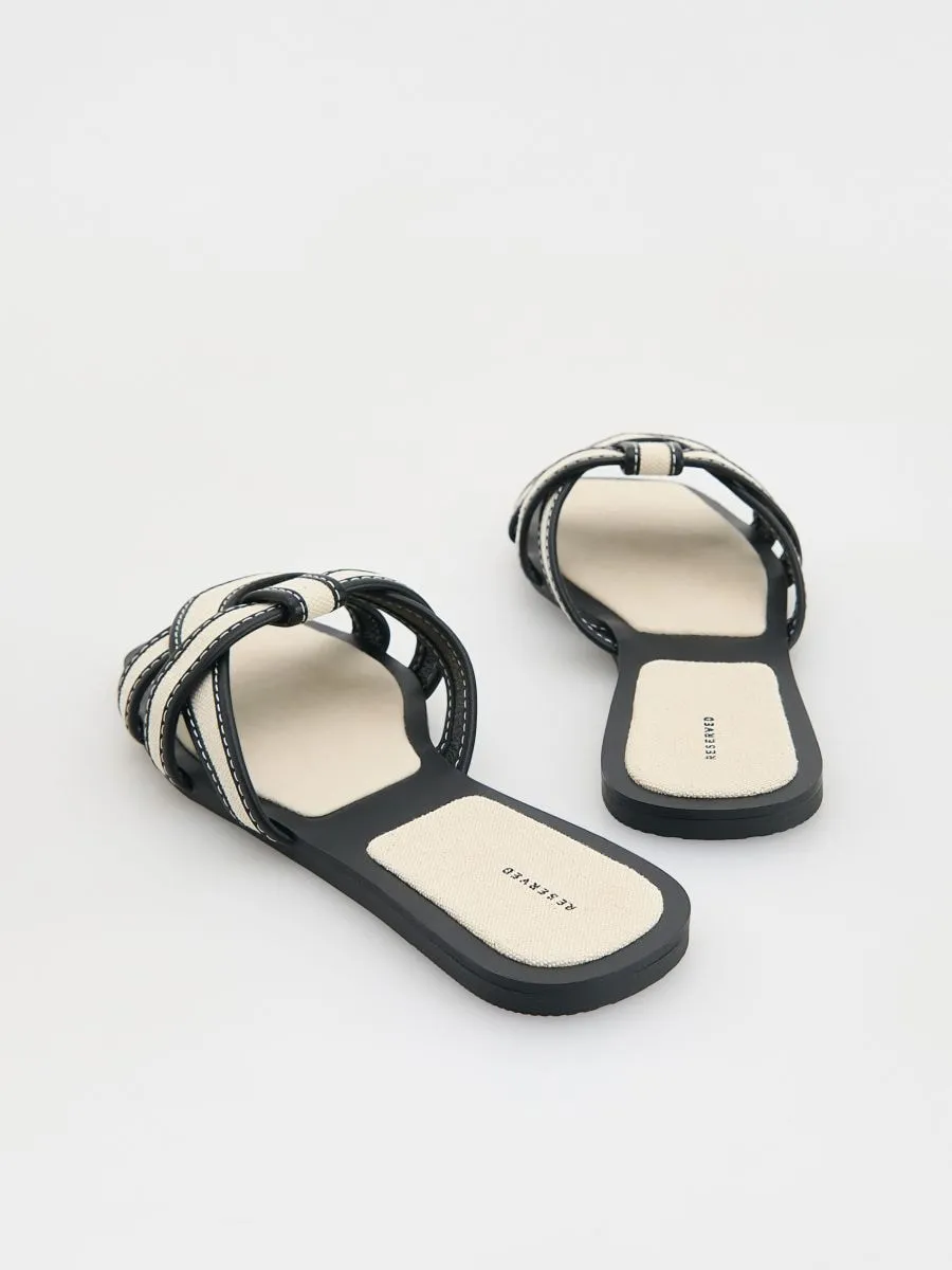 Sliders with straps