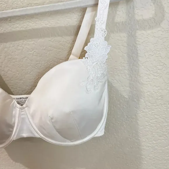 THIRDLOVE Satin Demi Bra Bridal Edition Sea Salt White Size 32F Lingerie 32DDD