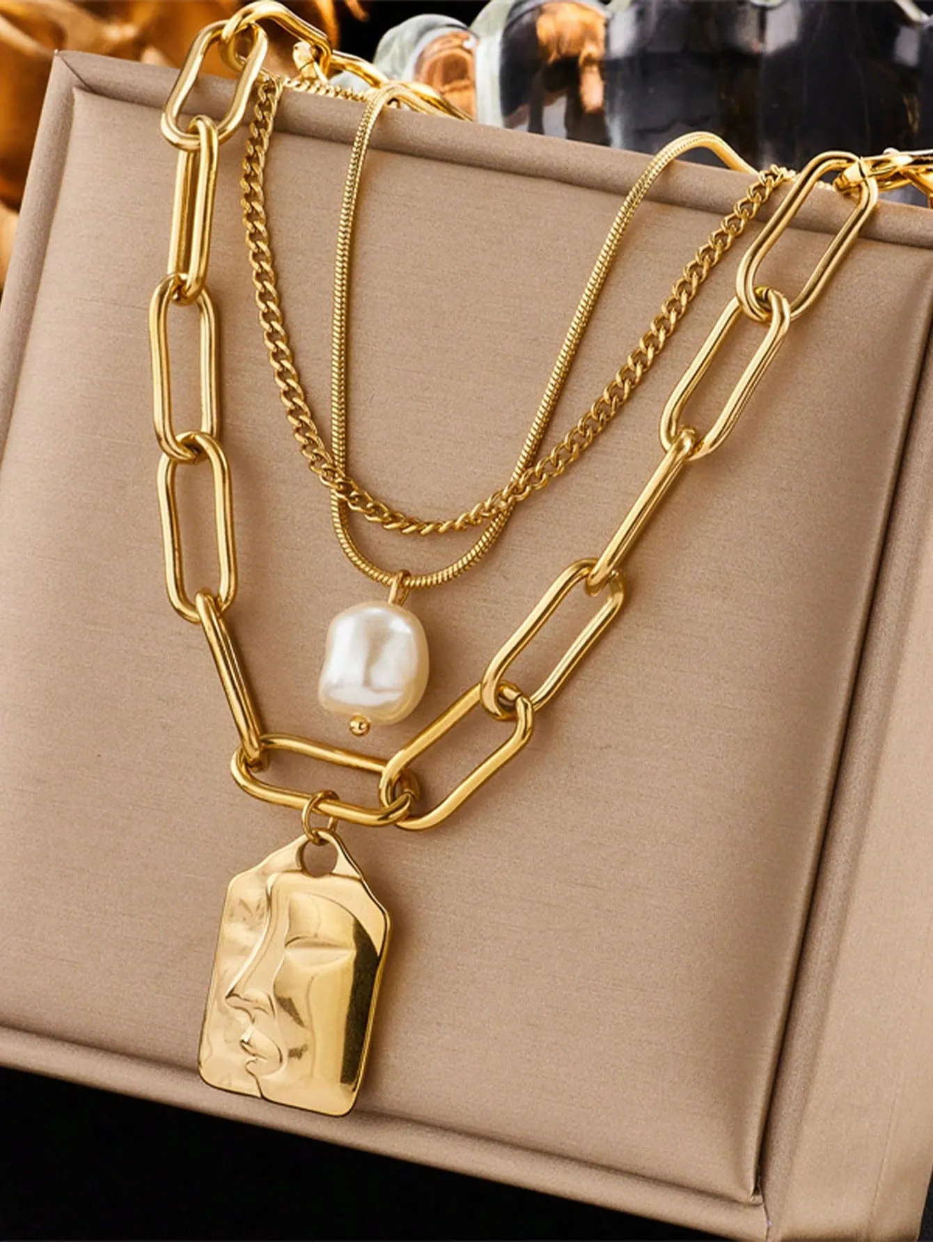 Three-Layer Unique High-End Multi-Layered Face Necklace- FD ⚡