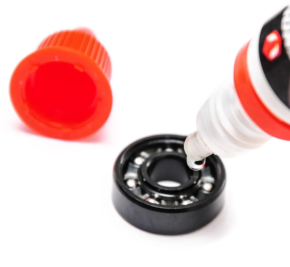 Venom Skateboards T Tool Red & Bearing Lubricant Gift Pack